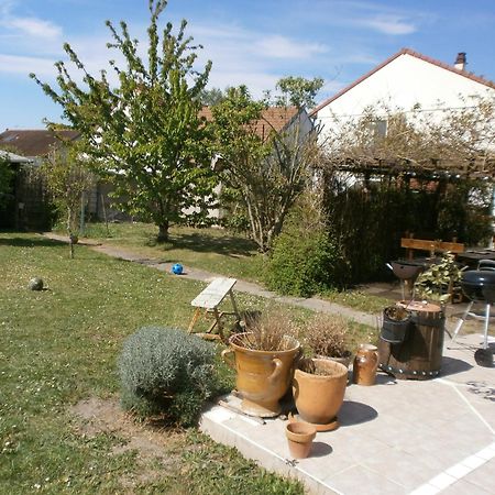 2 Gites A Fleury Les Aubrais 1 Studio Pour 2 Adultes Ou 1 Gite Pour 2 Adultes Et 2 Enfants Kültér fotó